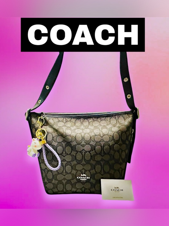 Coach Handbags - Rare Coach soho Shoulder Bag Black Signature Jacquard crossbody bag